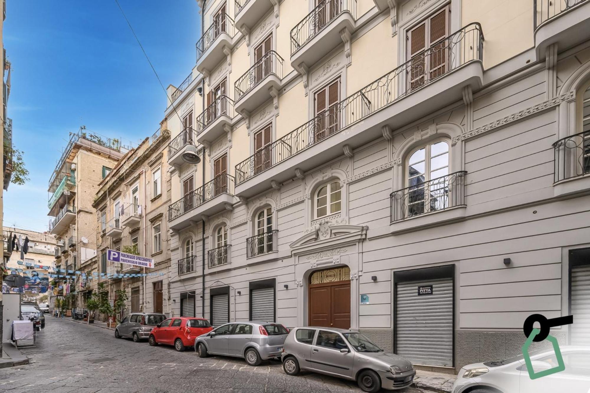 Hotiday Room Collection - Napoli Sant'Arcangelo Bagian luar foto