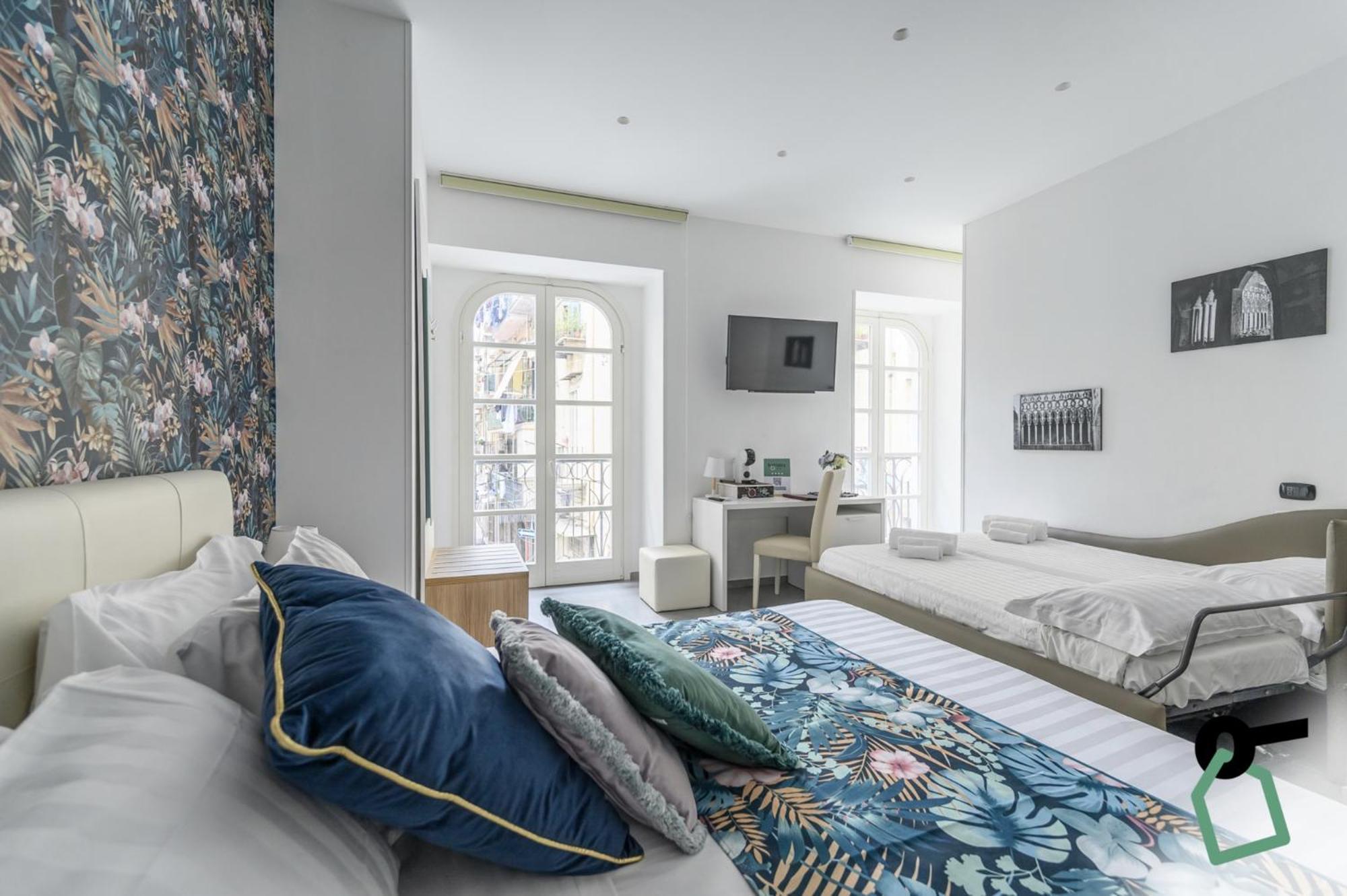 Hotiday Room Collection - Napoli Sant'Arcangelo Bagian luar foto